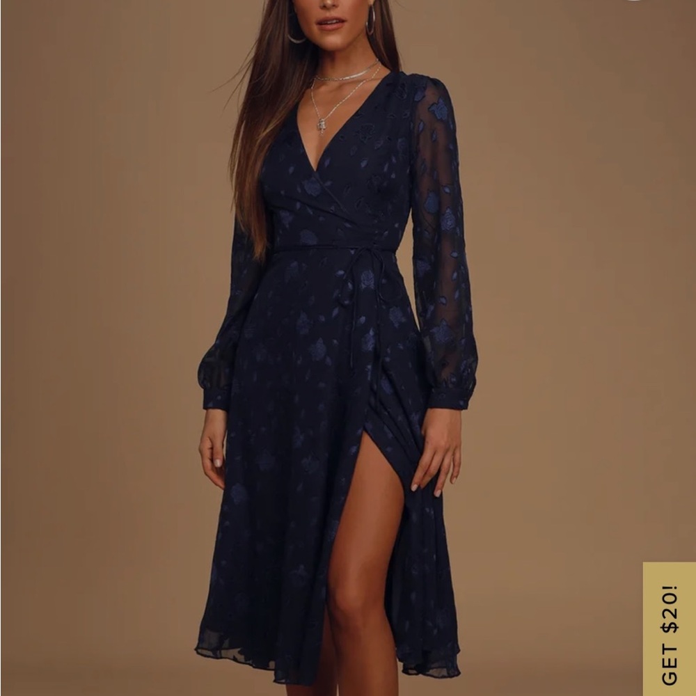 Lulu's Midnight Blue Floral Midi Dress